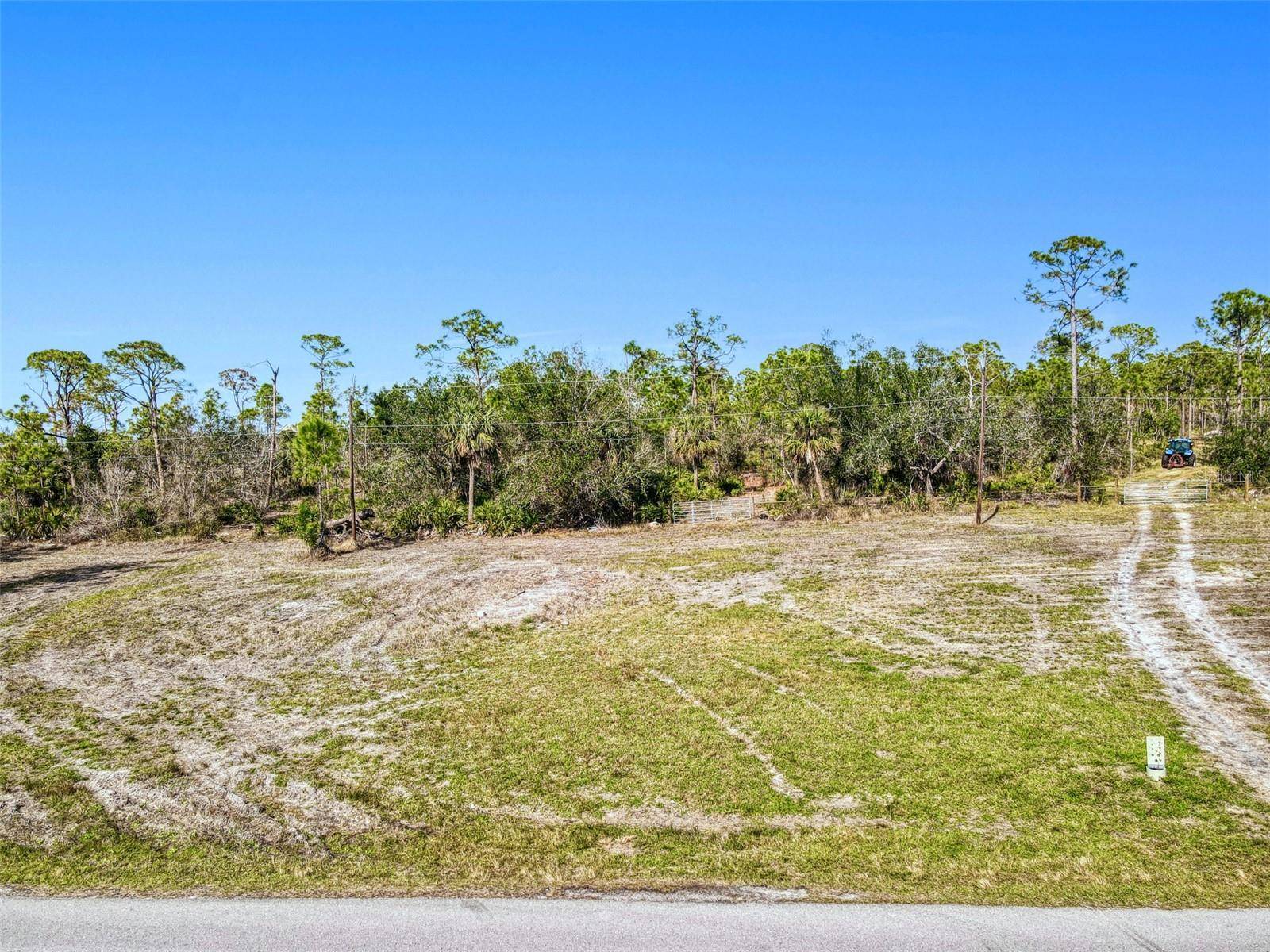 24552 YACHT CLUB BLVD, Punta Gorda, FL 33955