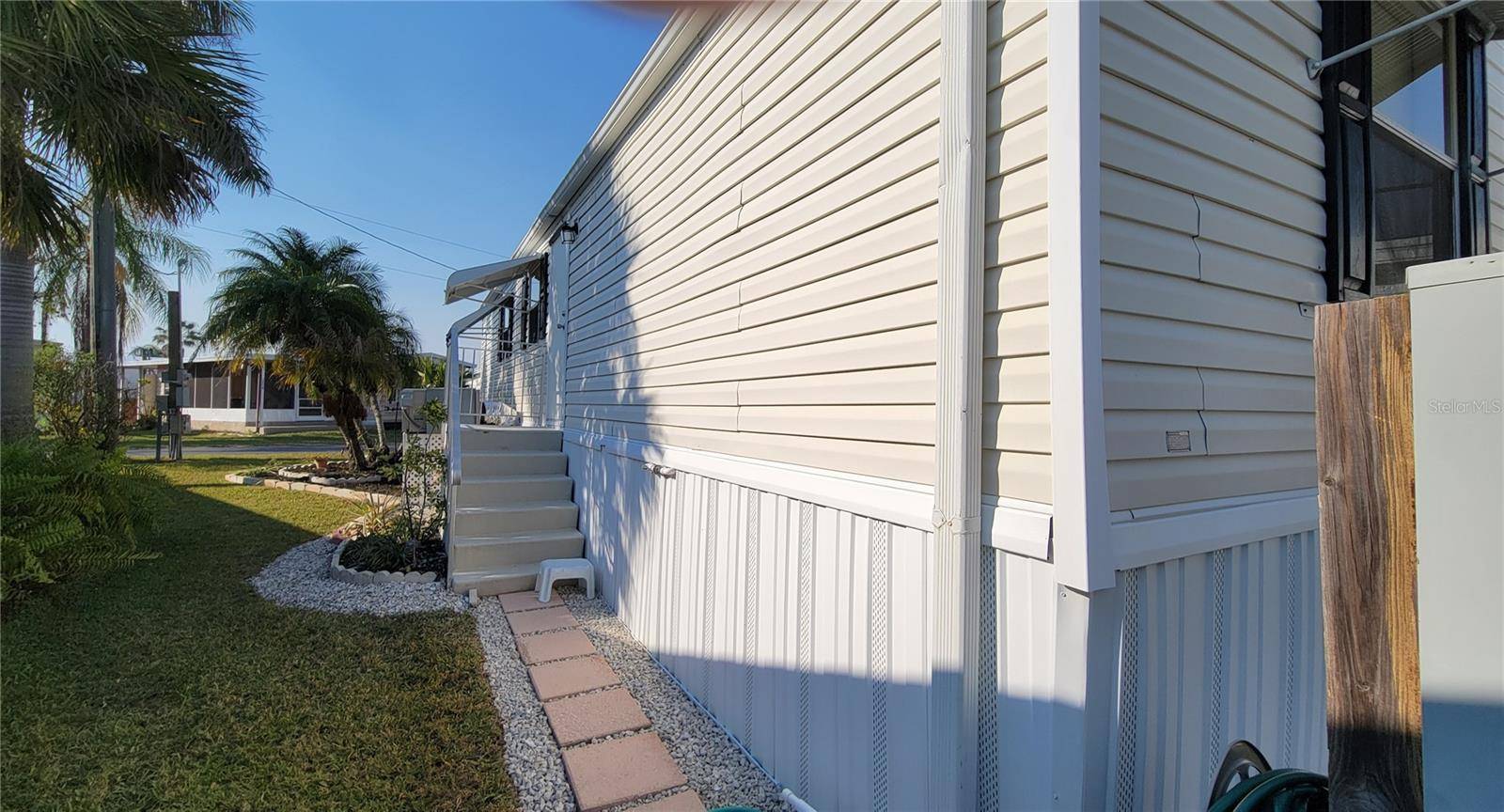 126 LAZY LAGOON DR, Punta Gorda, FL 33982