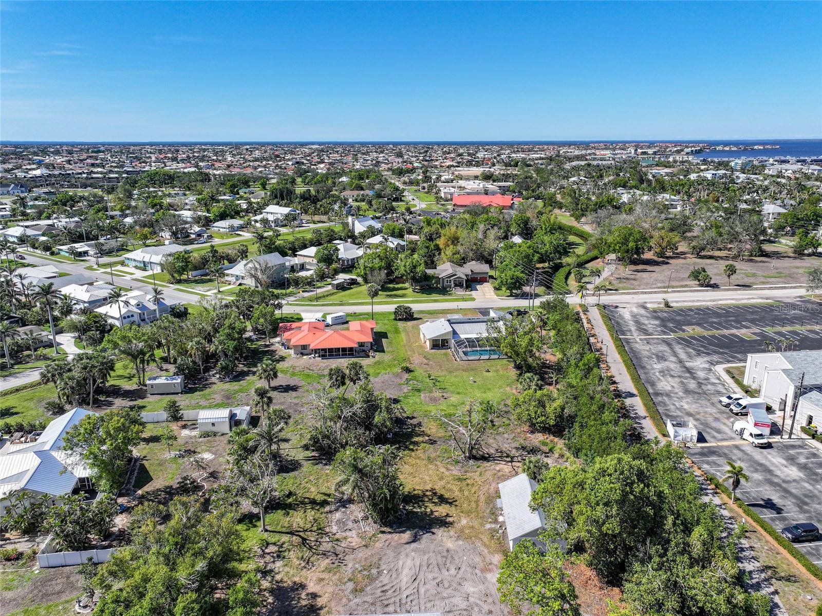 479 GILL ST, Punta Gorda, FL 33950