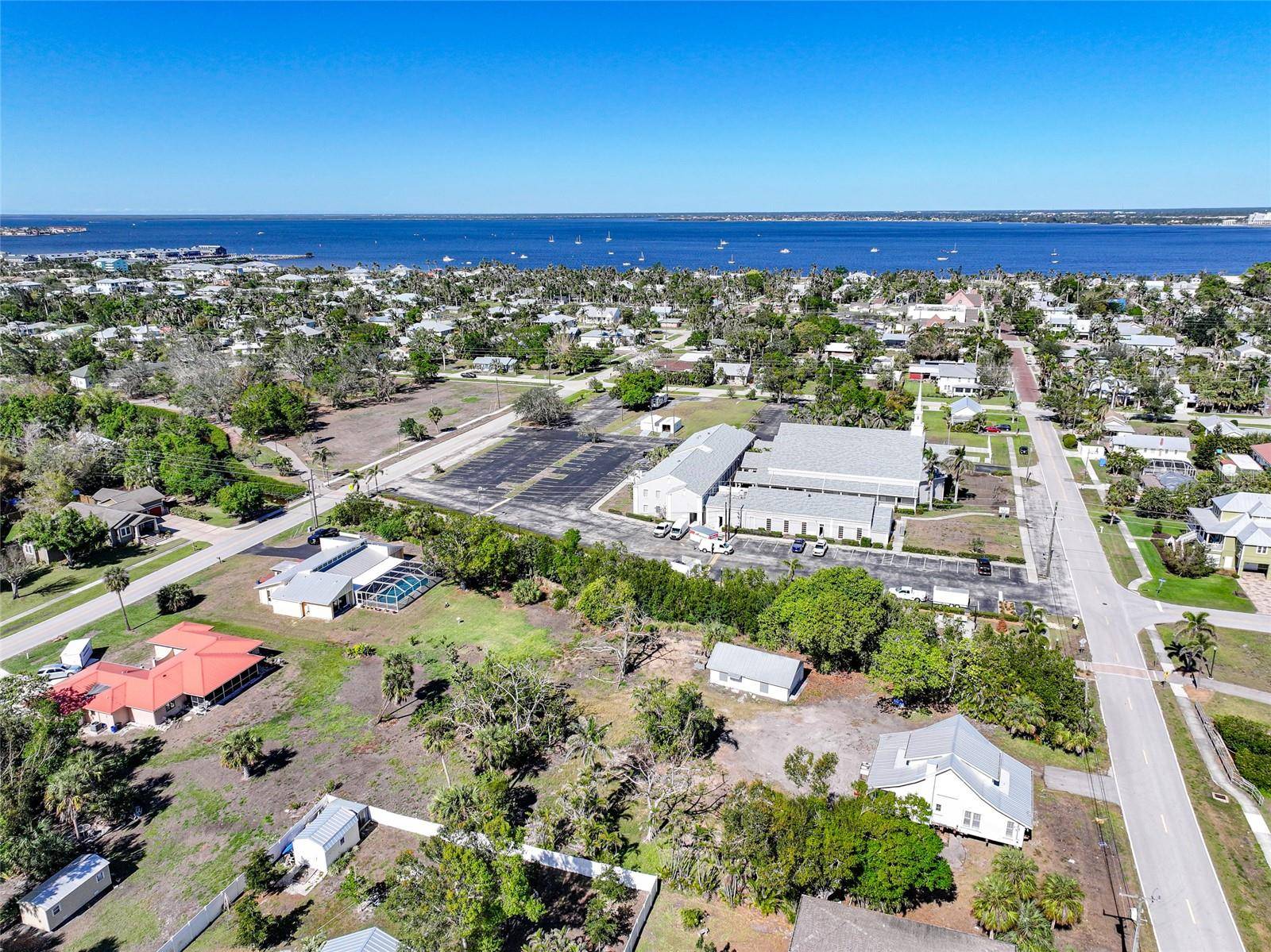 GILL ST, Punta Gorda, FL 33950