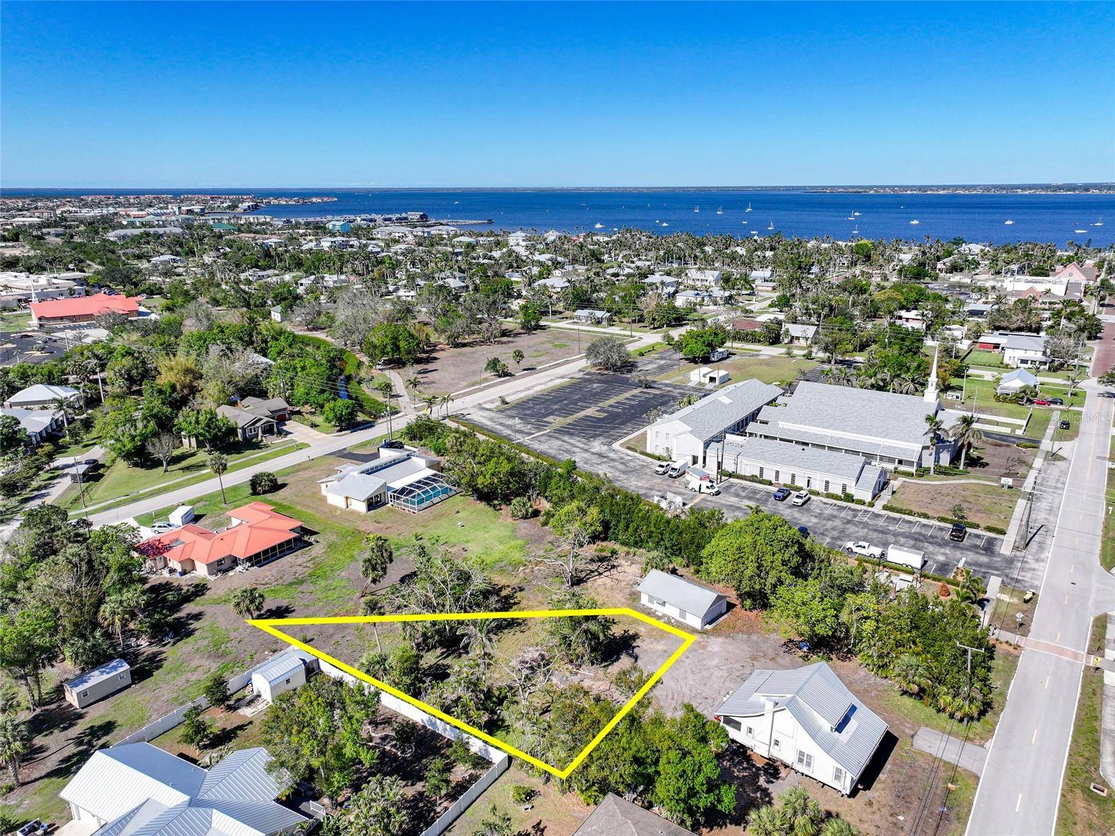 GILL ST, Punta Gorda, FL 33950