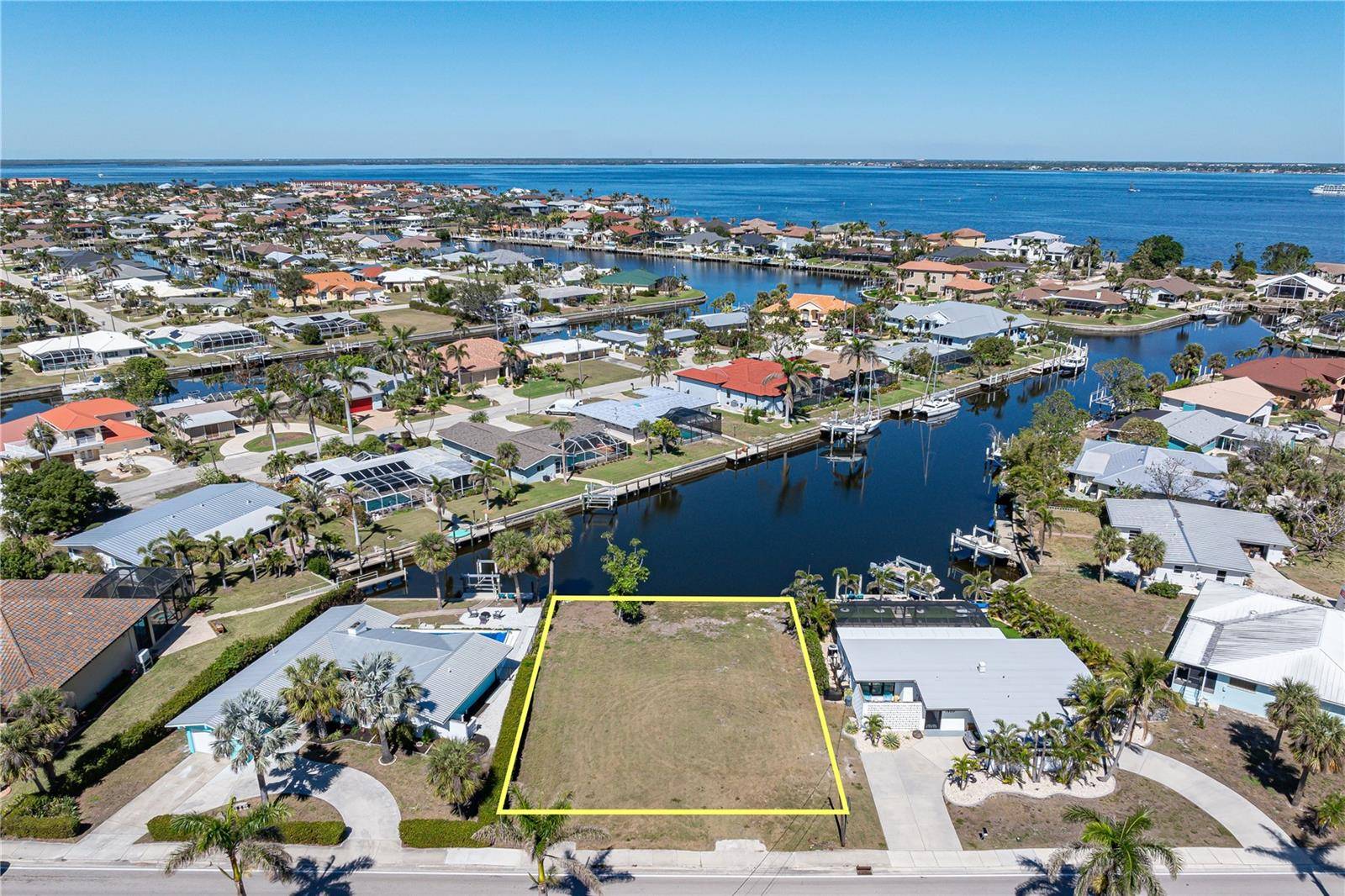 1940 W MARION AVE, Punta Gorda, FL 33950