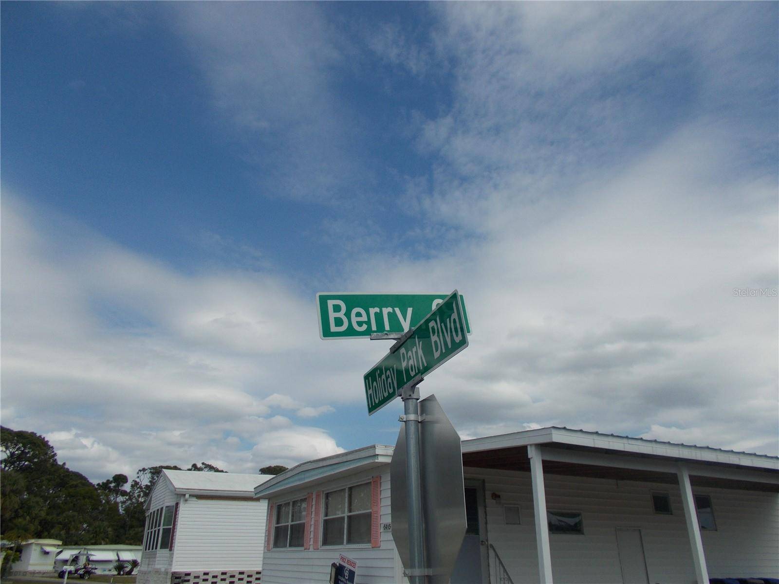 5501 HOLIDAY PARK BLVD, North Port, FL 34287