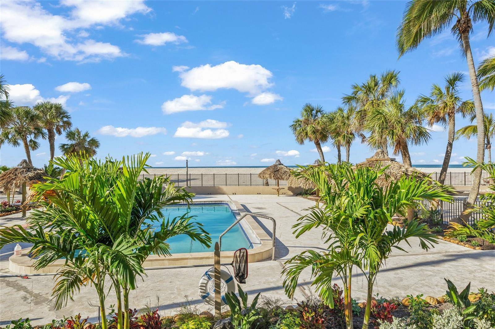 1212 BENJAMIN FRANKLIN DR #102, Sarasota, FL 34236