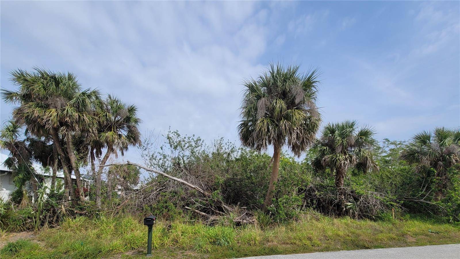 18562 ASHCROFT CIR, Port Charlotte, FL 33948