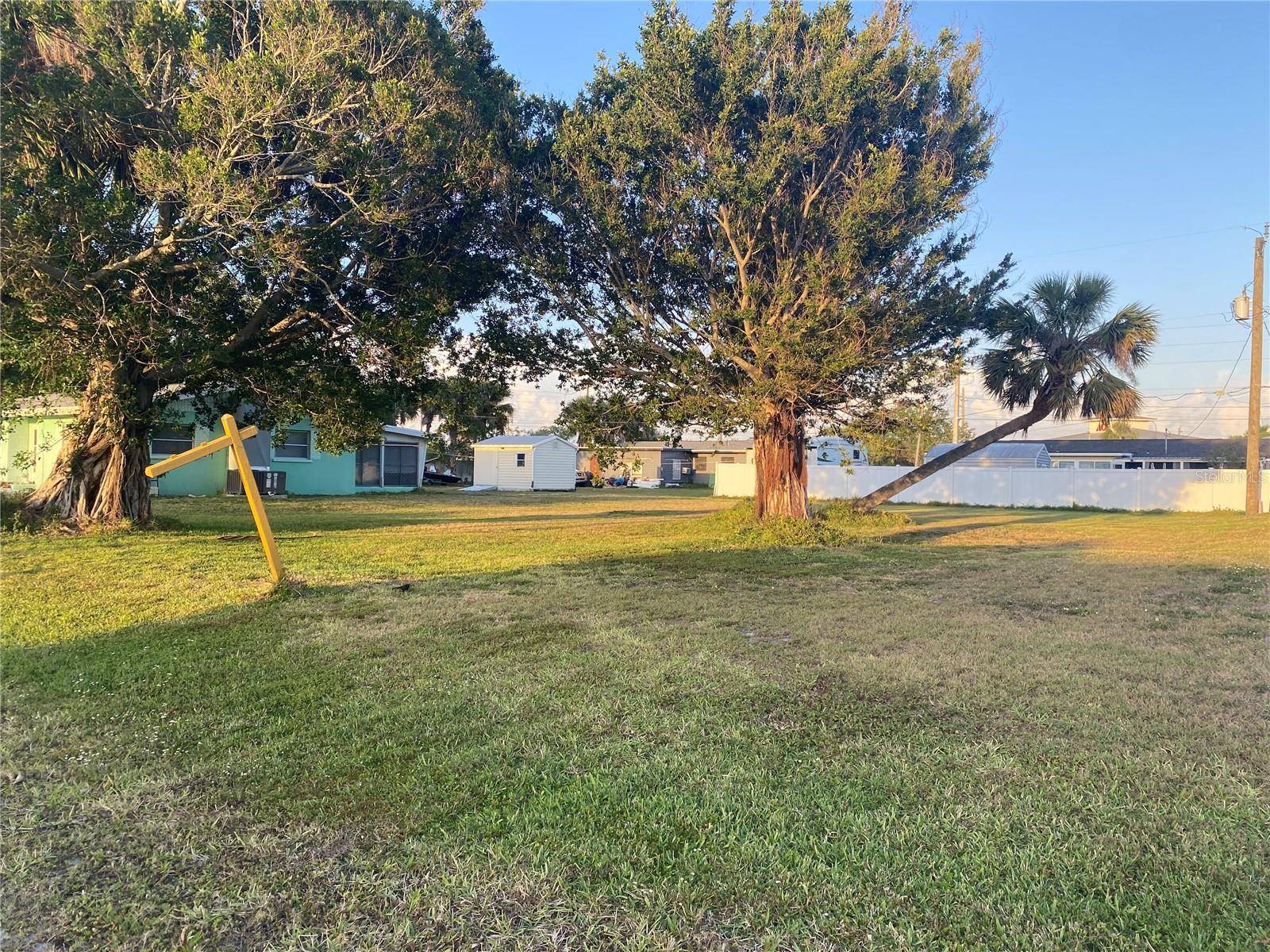 543 AZALEA DR NW, Port Charlotte, FL 33952
