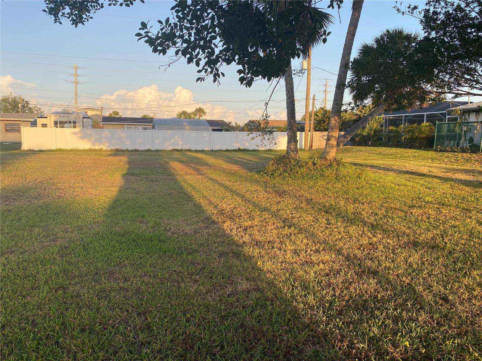 543 AZALEA DR NW, Port Charlotte, FL 33952