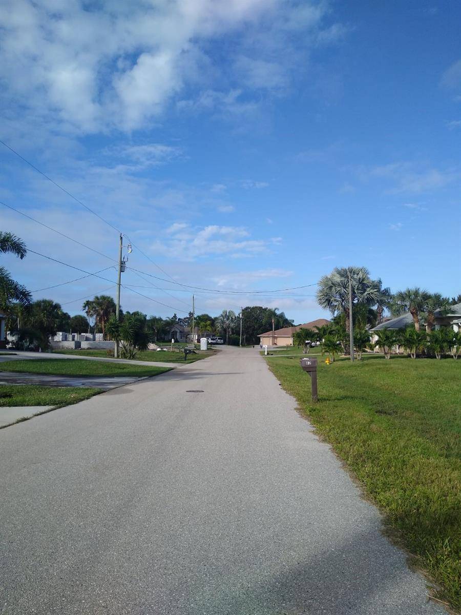 81 LONG MEADOW PL, Rotonda West, FL 33947