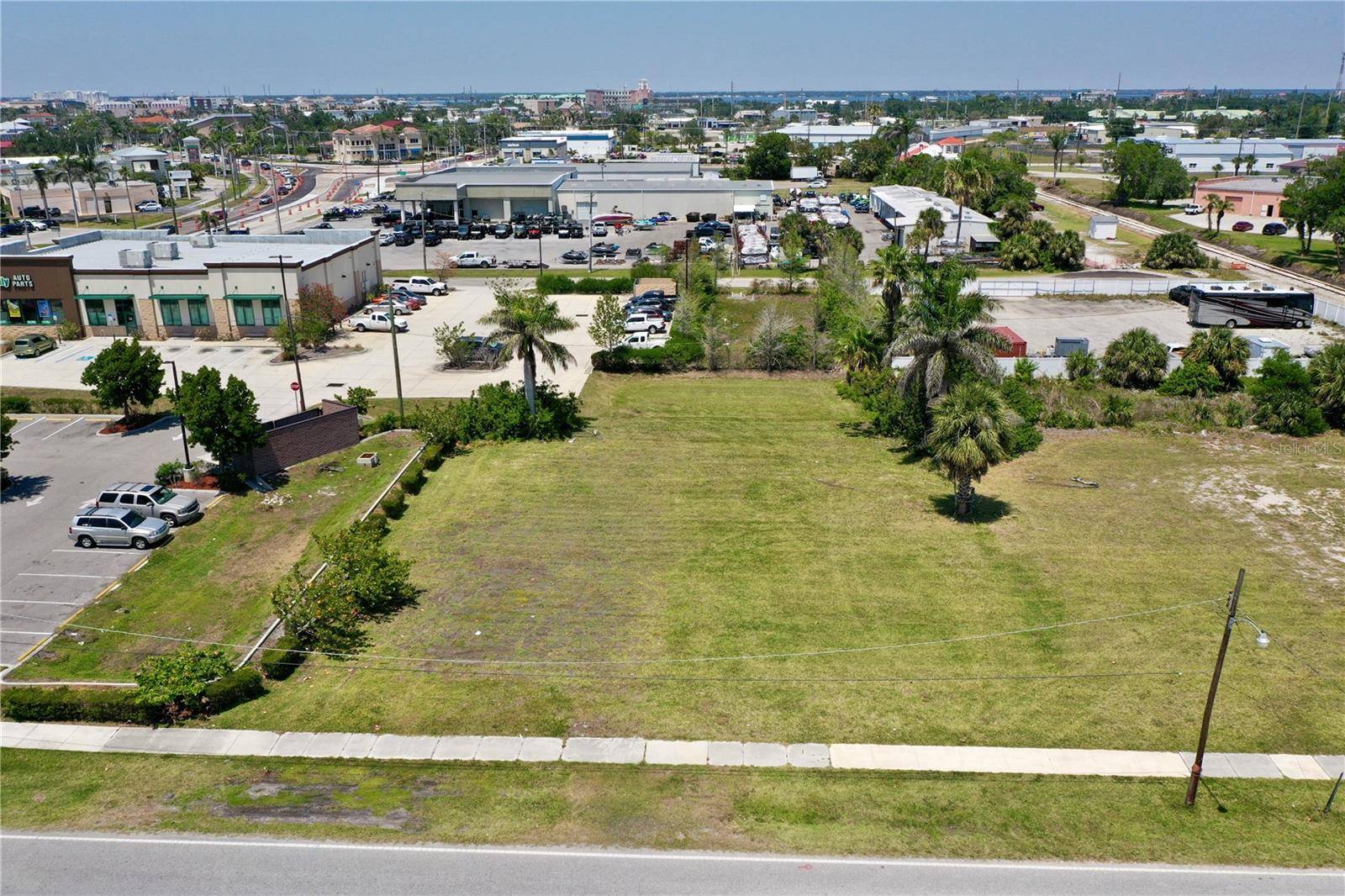 122 E MCKENZIE ST, Punta Gorda, FL 33950