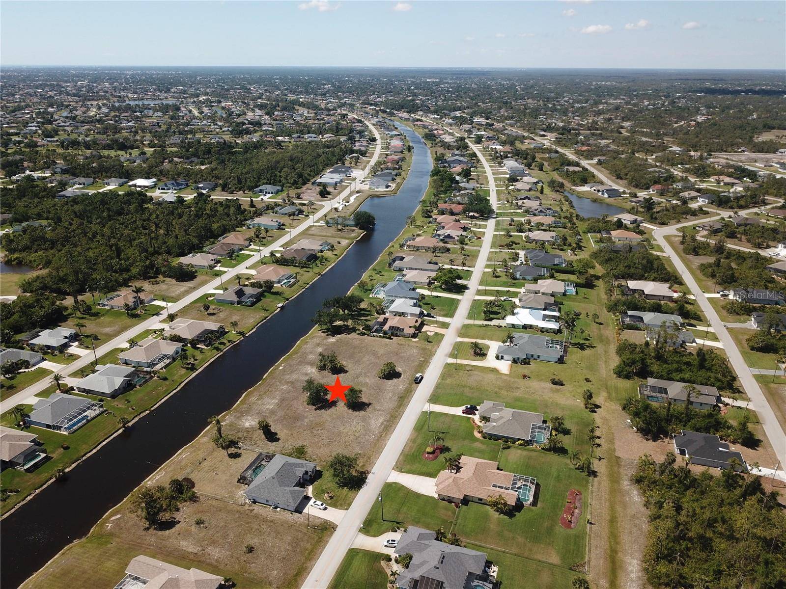 826 BOUNDARY BLVD, Rotonda West, FL 33947