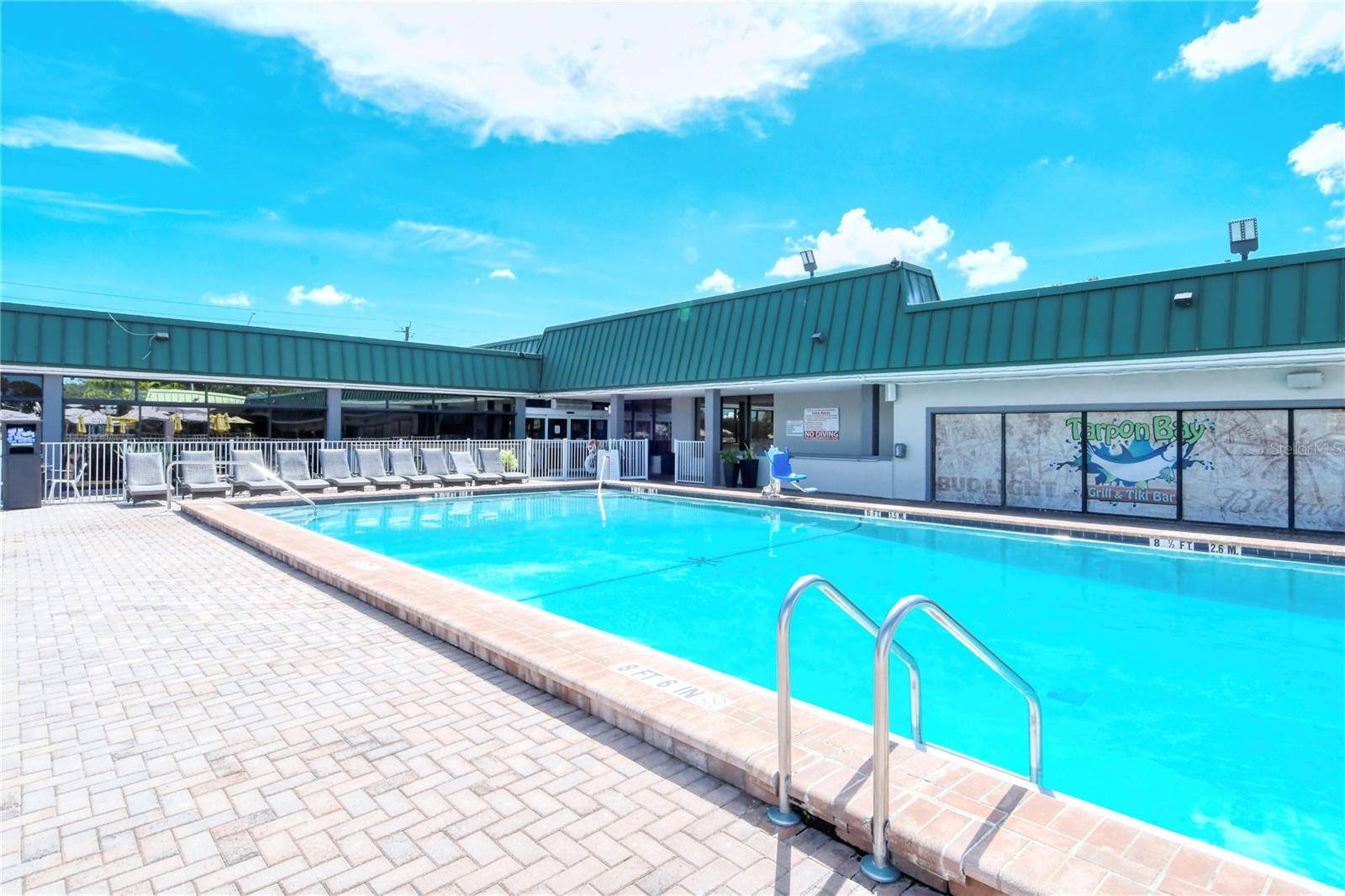 7150 N TAMIAMI TRL #S-600, Sarasota, FL 34243