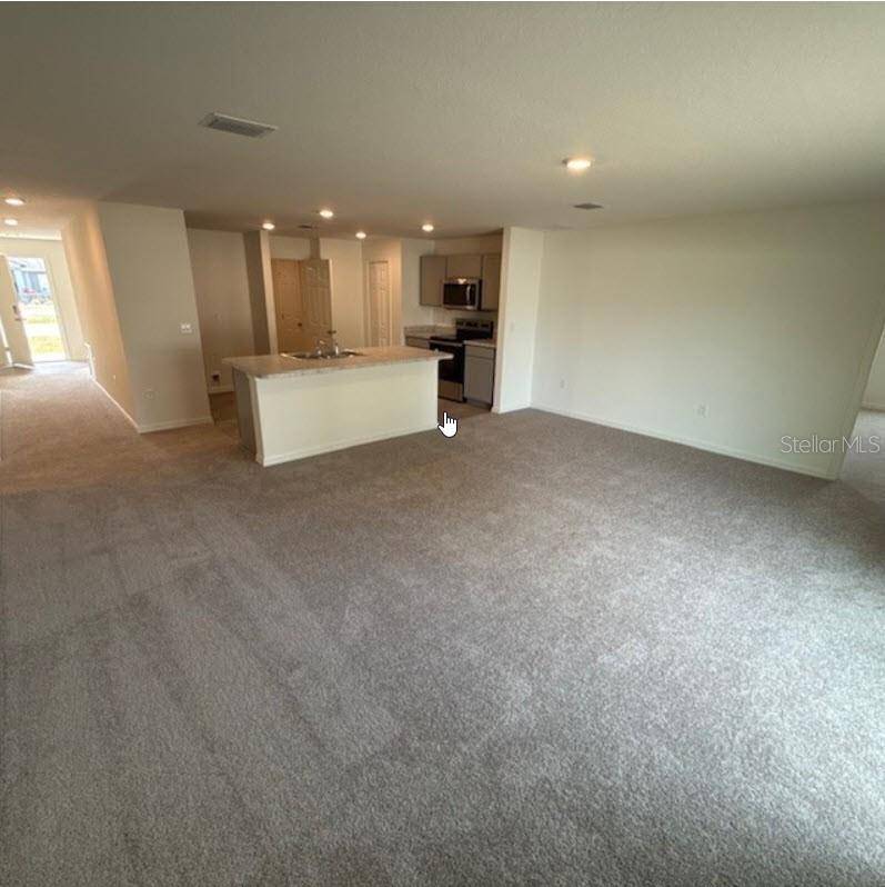 31 PINE CEDAR DR, Palm Coast, FL 32164