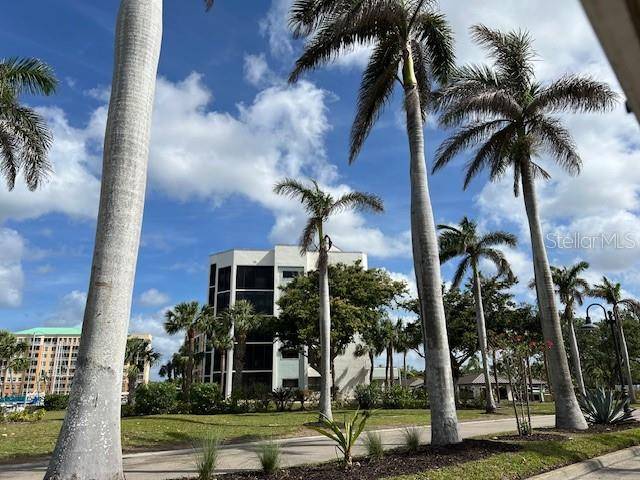 3020 MATECUMBE KEY RD #103, Punta Gorda, FL 33955