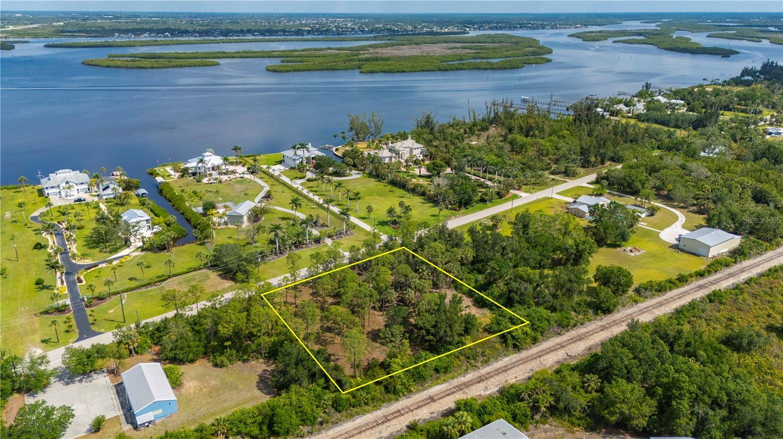 4685 RIVERSIDE DR, Punta Gorda, FL 33982