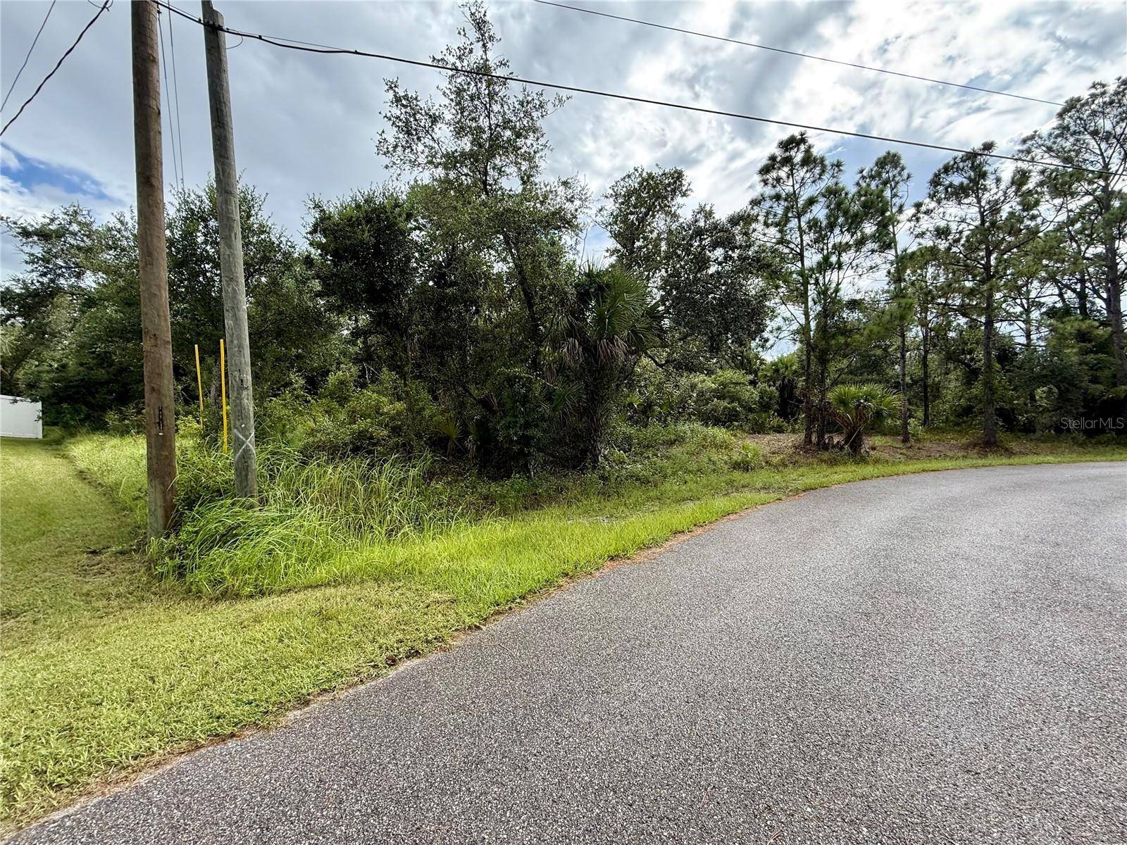 LANAI AVE, North Port, FL 34288