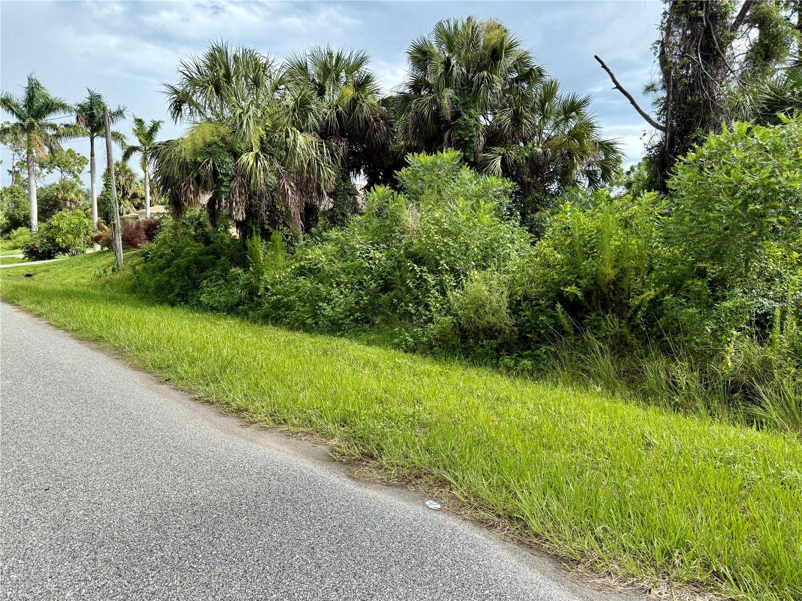 INDUSTRY AVE, North Port, FL 34288