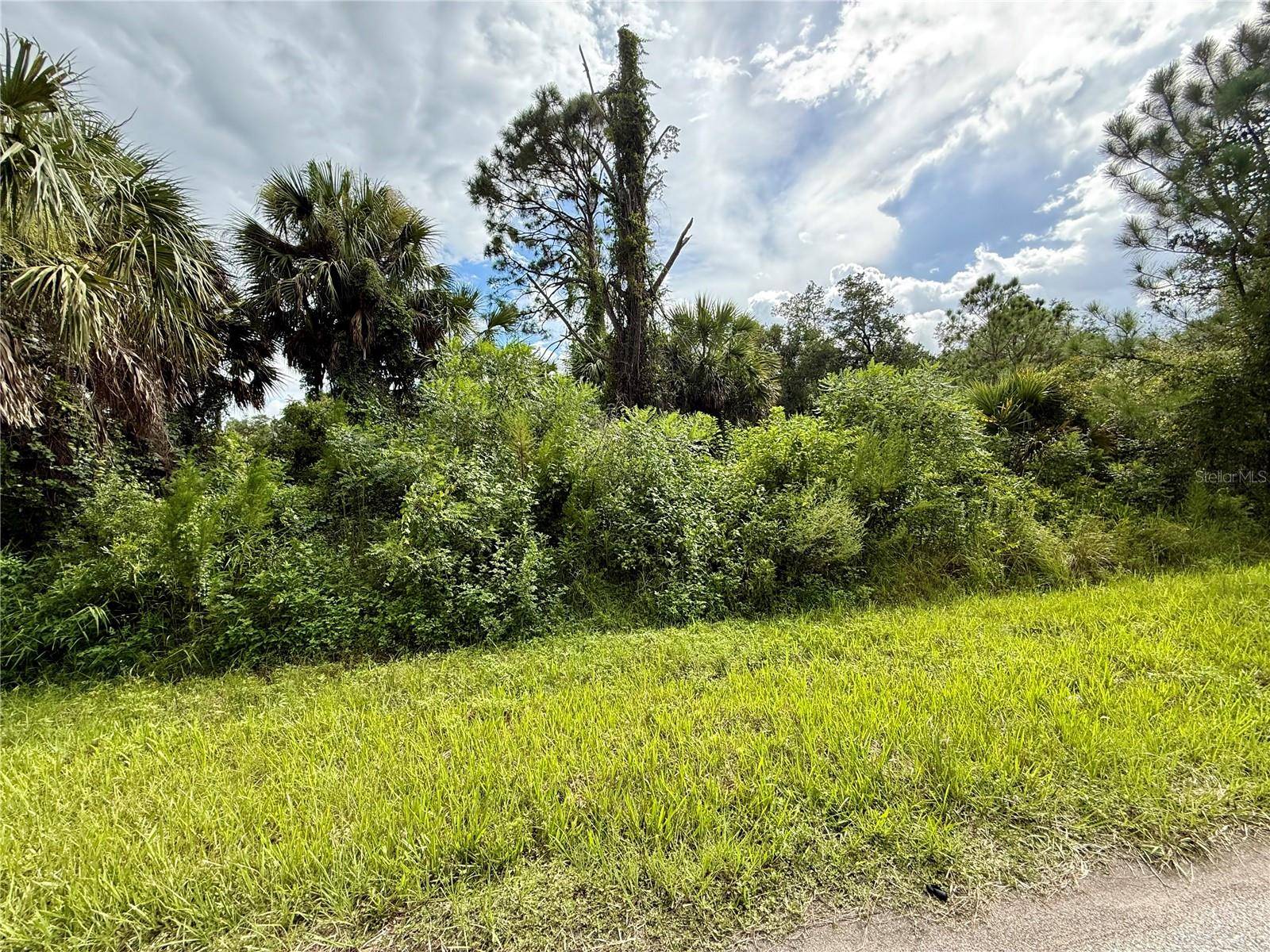 INDUSTRY AVE, North Port, FL 34288