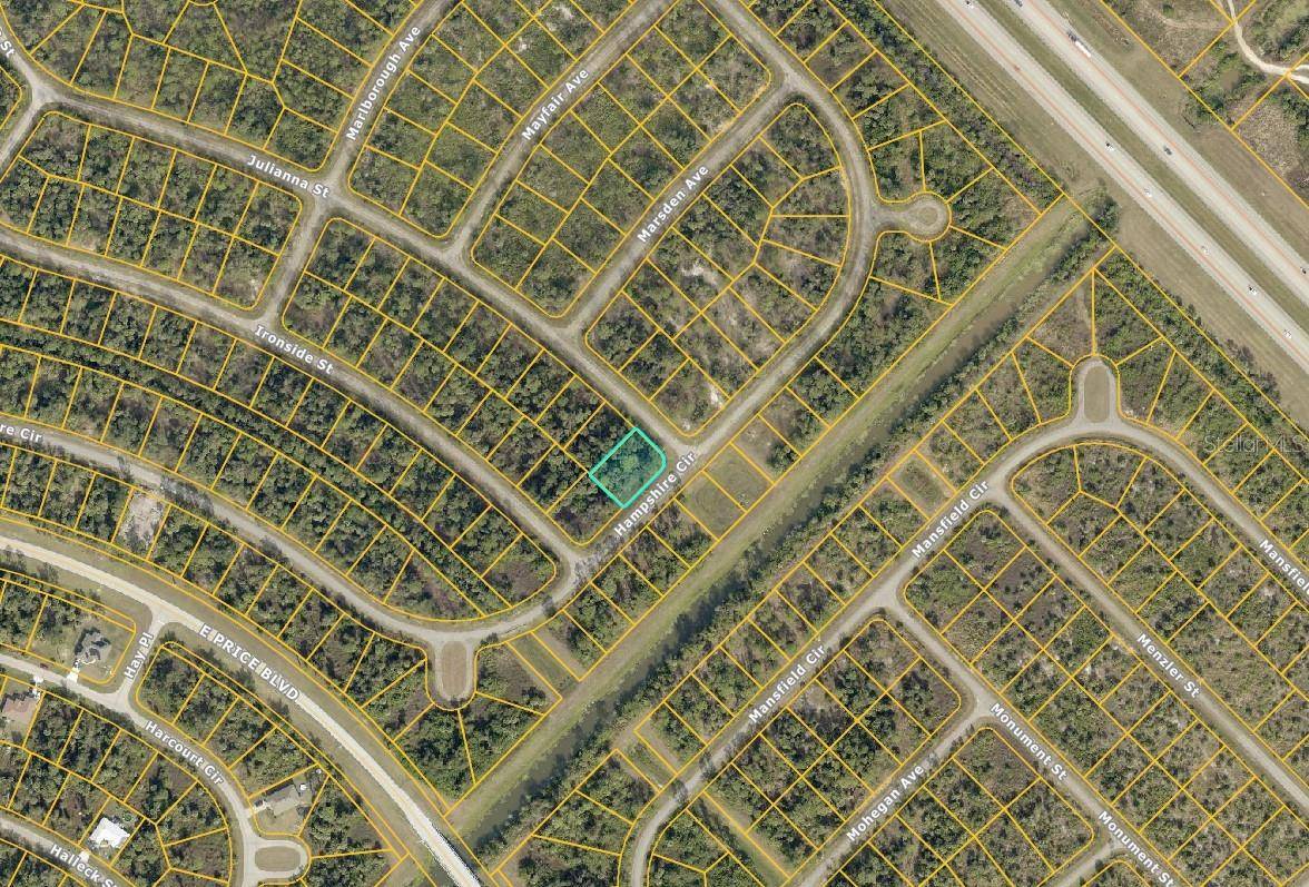 HAMPSHIRE CIR, North Port, FL 34288