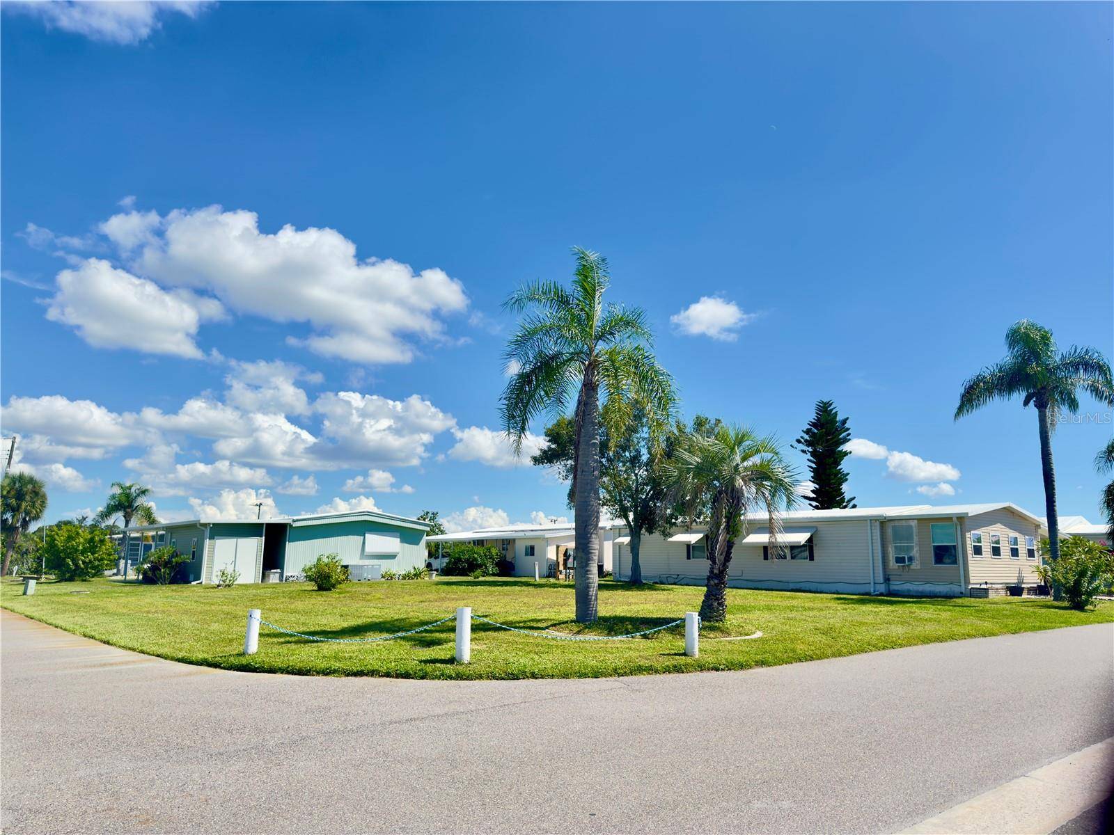401 BLACKBURN BLVD, North Port, FL 34287
