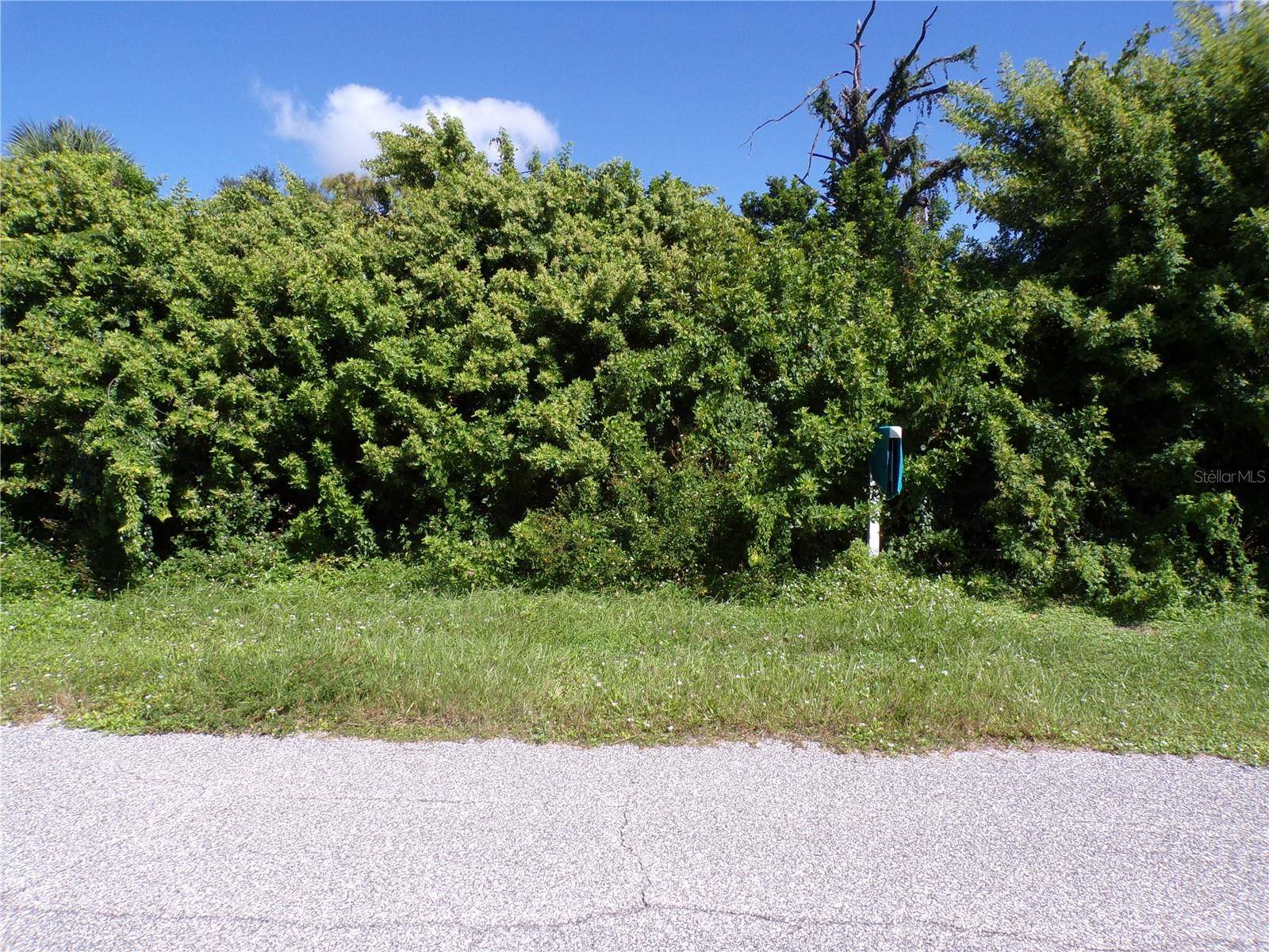 10152 WILLOWOOD AVE, Englewood, FL 34224