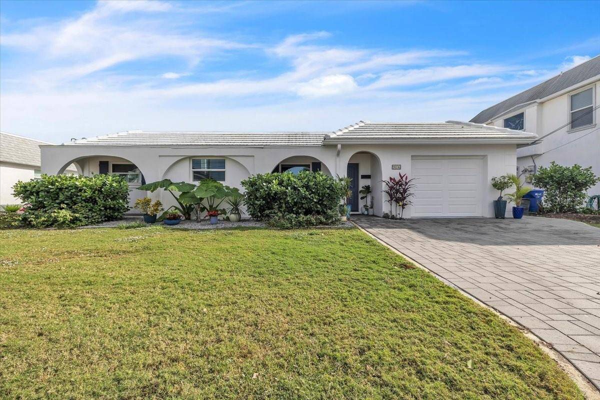 904 INLET CIR, Venice, FL 34285