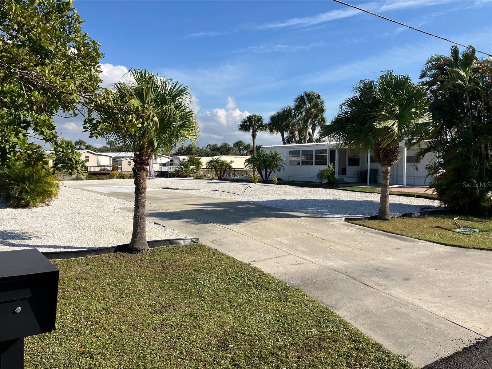 1447 FLAMINGO DR, Englewood, FL 34224