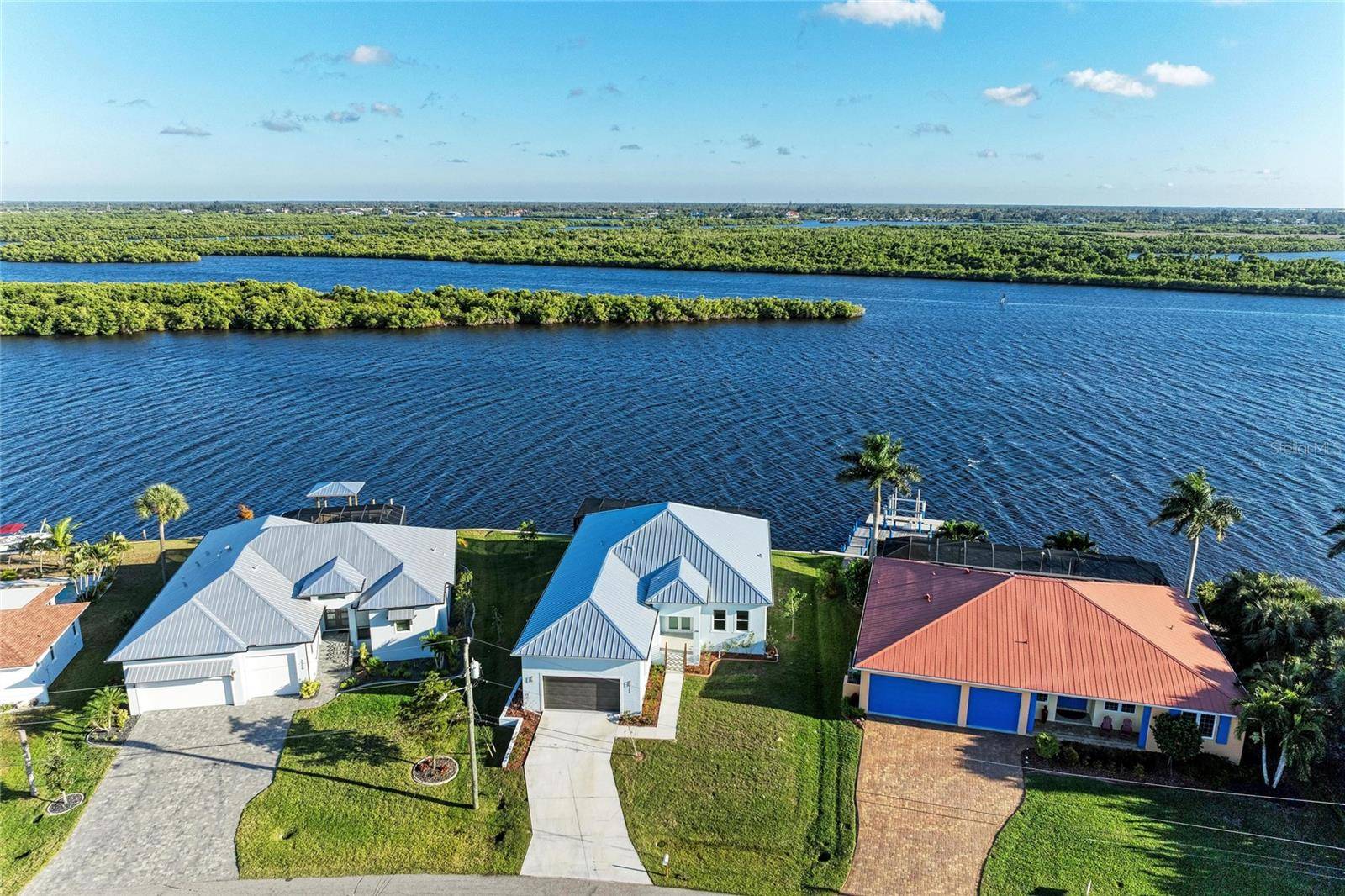 3564 PEACE RIVER DR, Punta Gorda, FL 33983