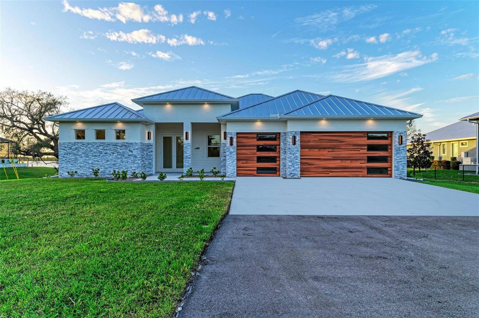 6100 RIVERSIDE DR, Punta Gorda, FL 33982