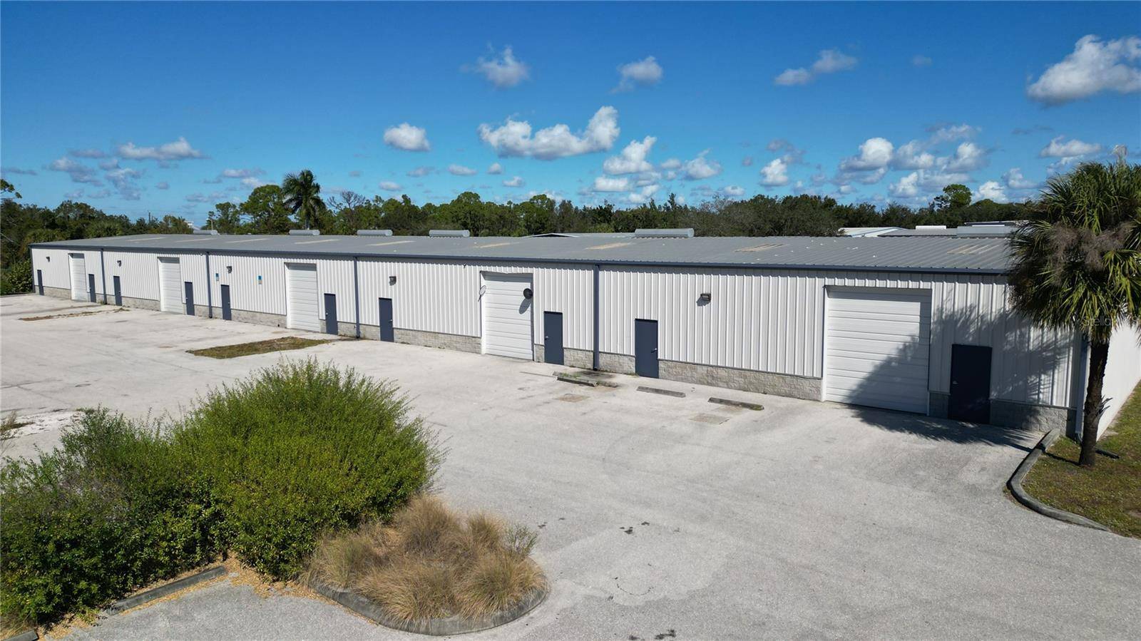 5469 WILLIAMSBURG DR, Punta Gorda, FL 33982