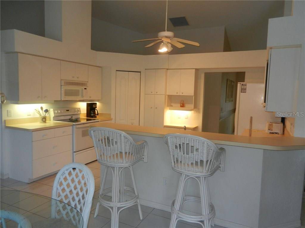589 ROTONDA CIR, Rotonda West, FL 33947