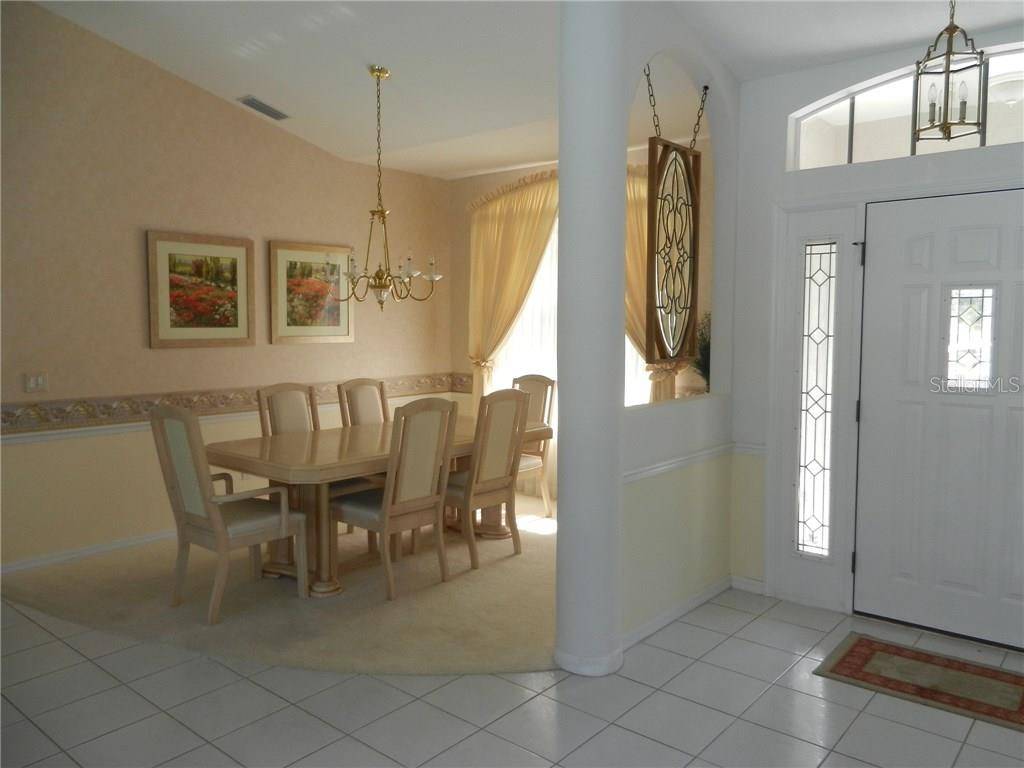 589 ROTONDA CIR, Rotonda West, FL 33947