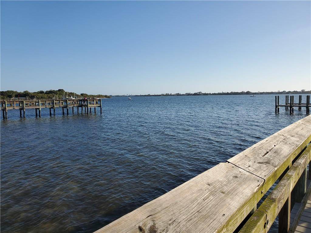 4228 EASTLAKE CT, Port Charlotte, FL 33948