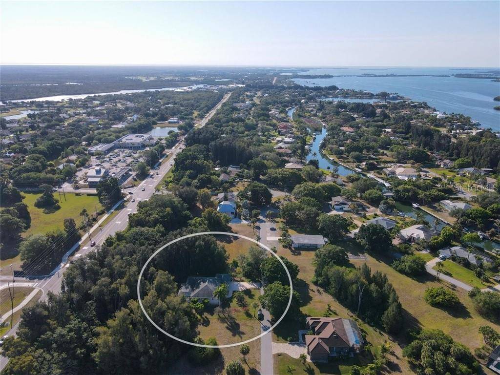 100 SPANIARDS RD, Placida, FL 33946