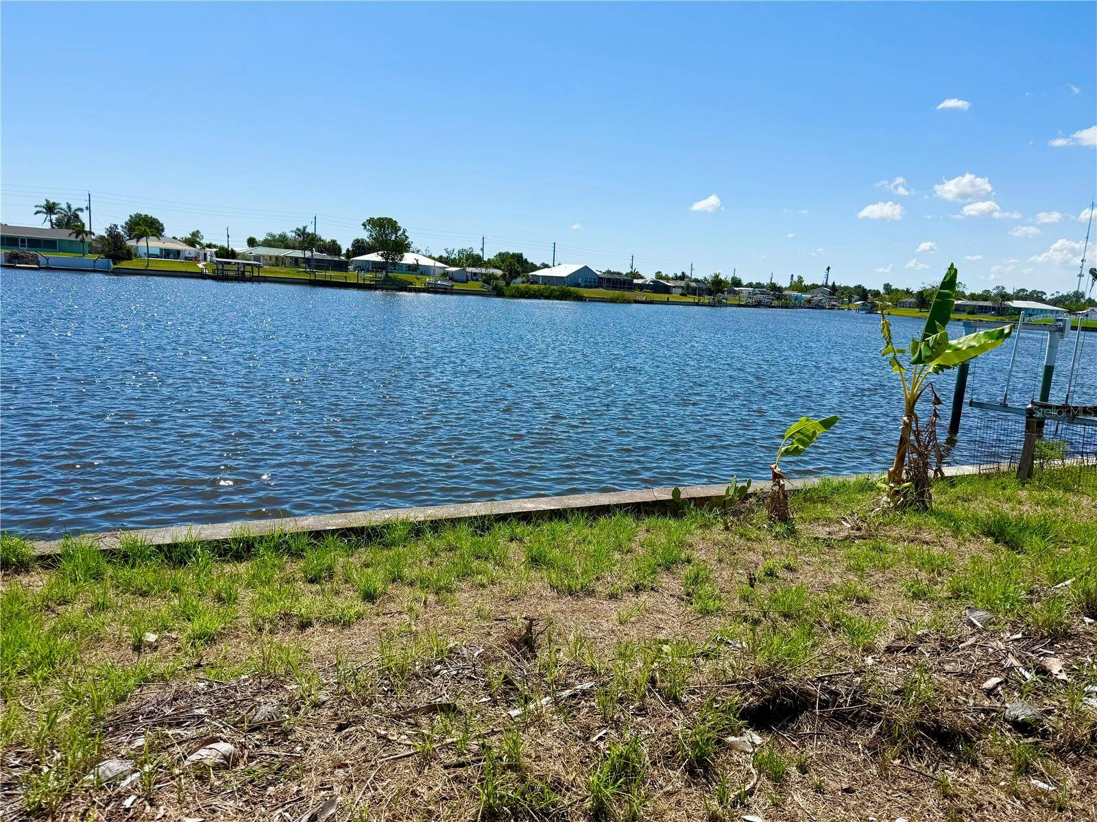 834 ELLICOTT CIR NW, Port Charlotte, FL 33952