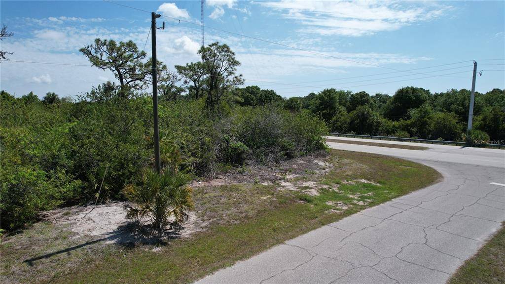 142 LOMAS RD, Rotonda West, FL 33947