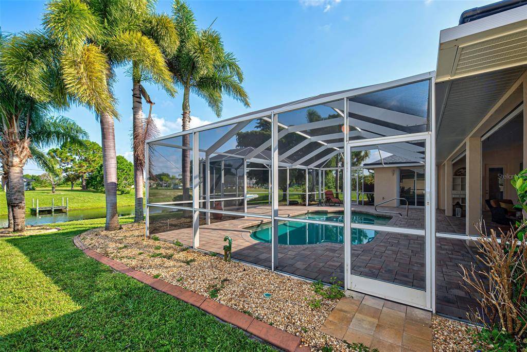 956 BOUNDARY BLVD, Rotonda West, FL 33947