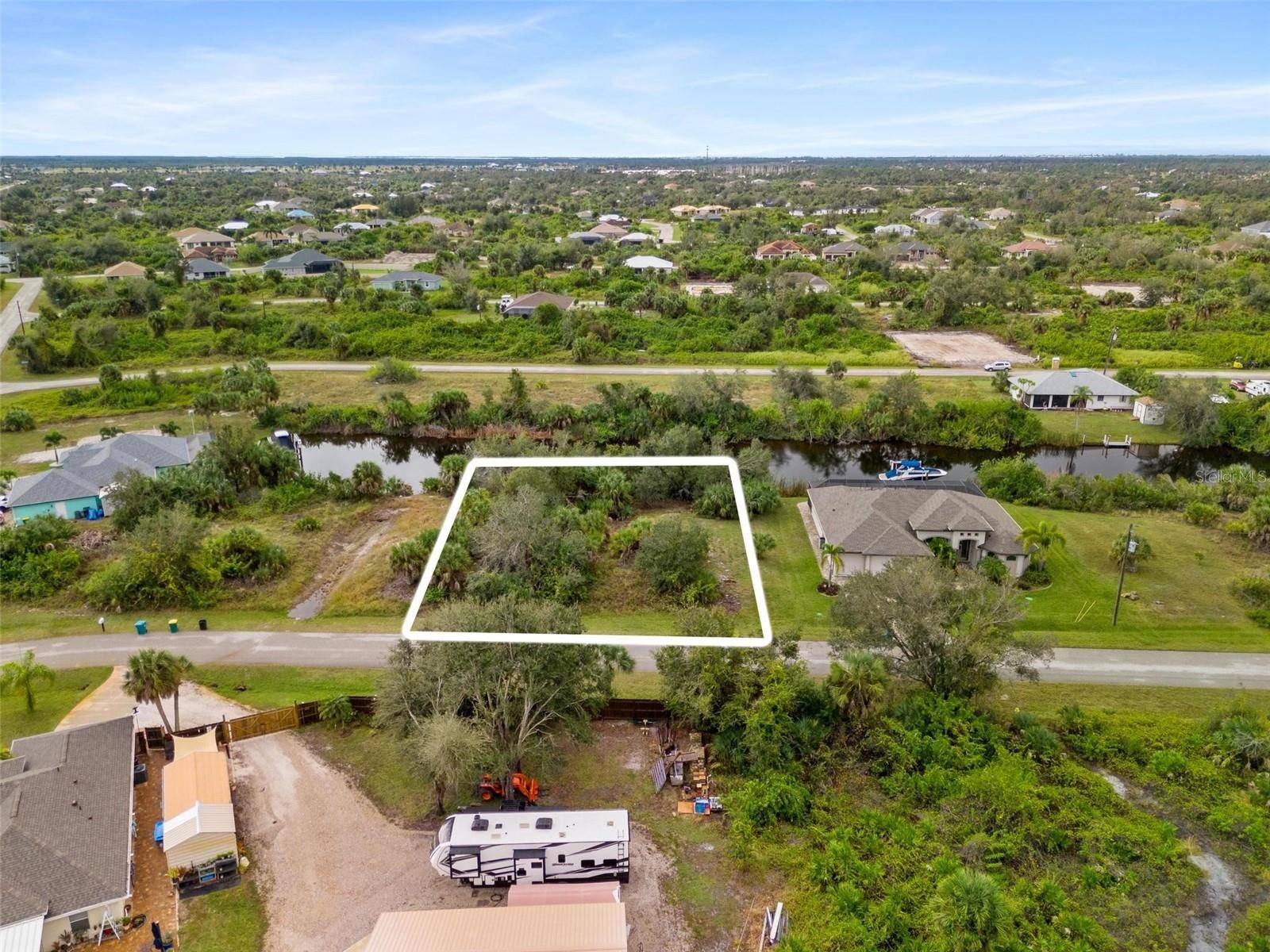 13902 BEGONIA CIR, Port Charlotte, FL 33981