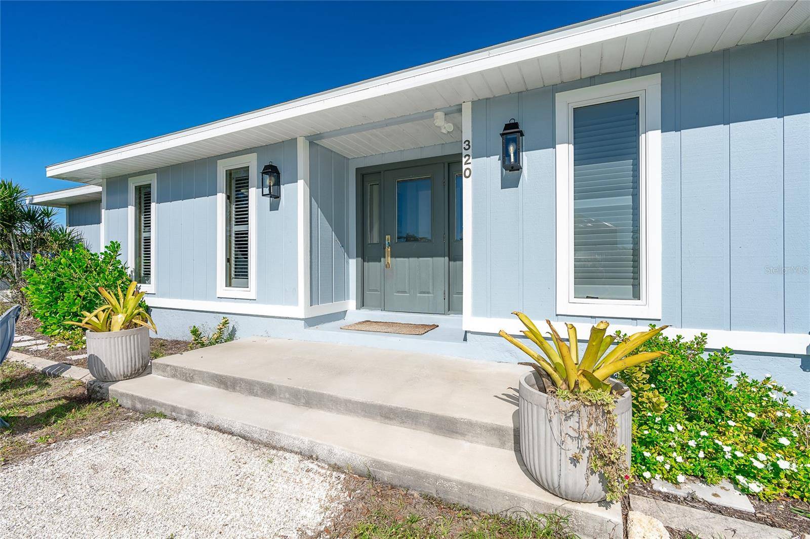 320 ANCHOR ROW, Placida, FL 33946