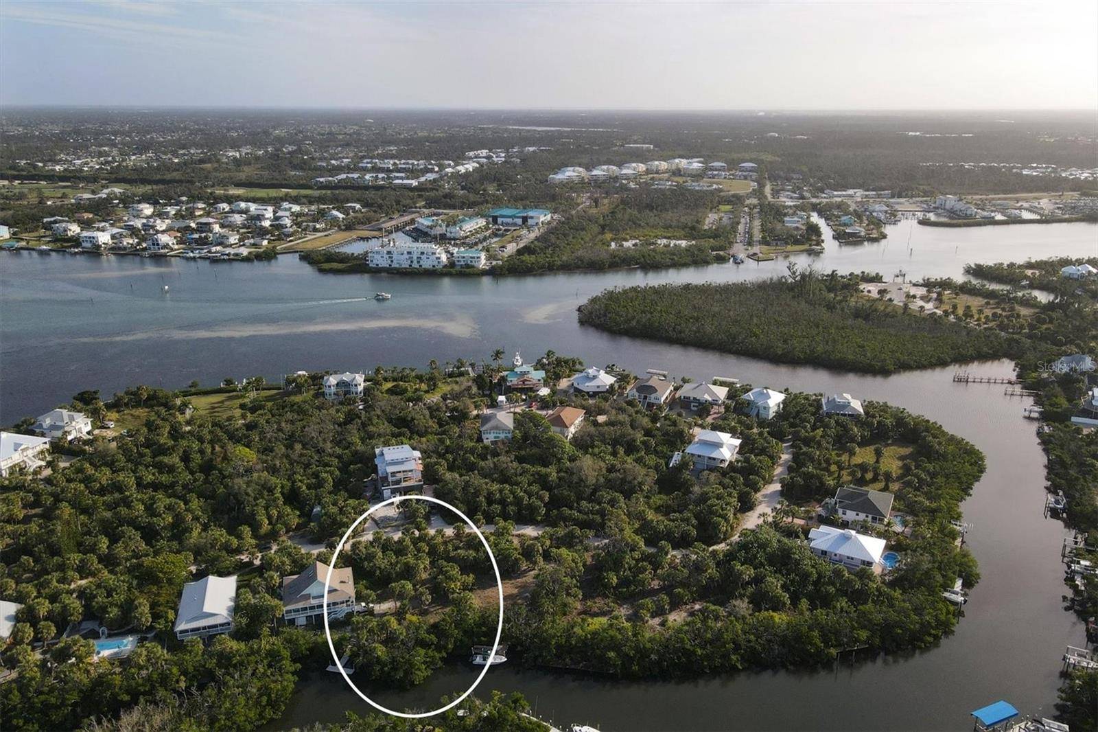 21 BAYSHORE CIR, Placida, FL 33946