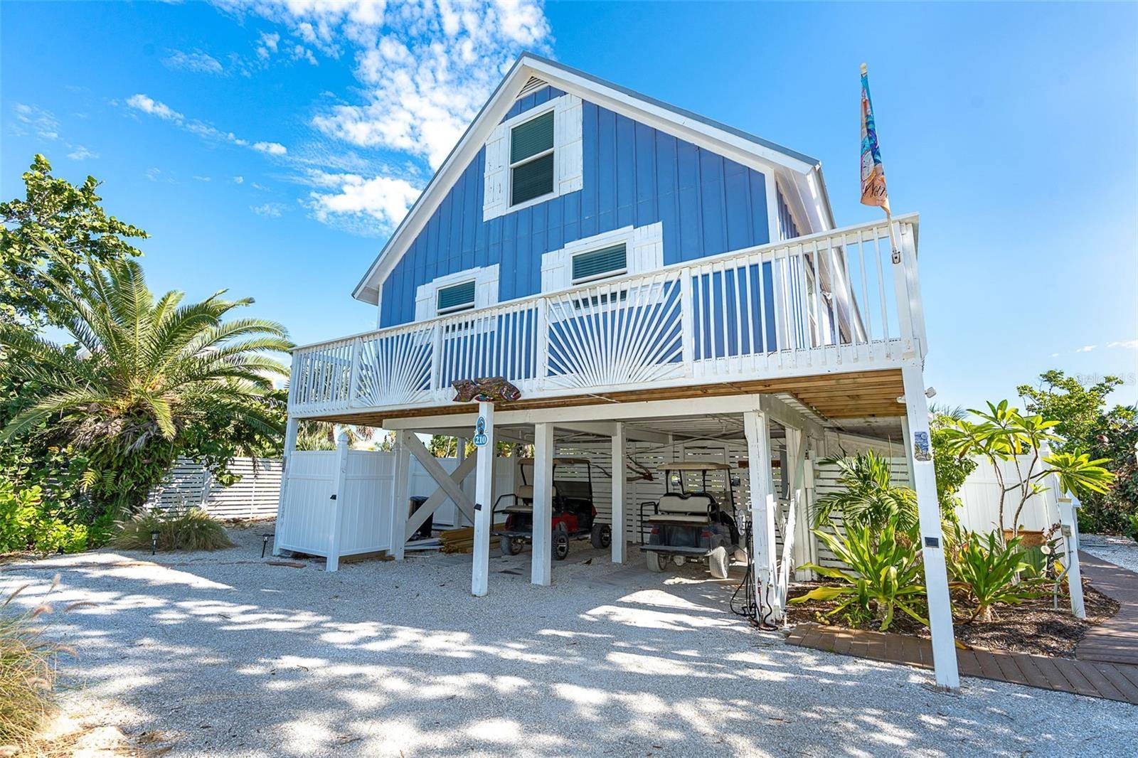 210 BOCILLA DR, Placida, FL 33946