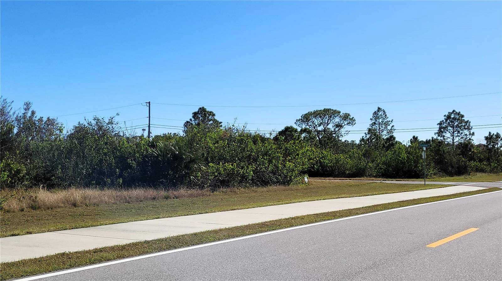 10072 ST PAUL DR, Port Charlotte, FL 33981