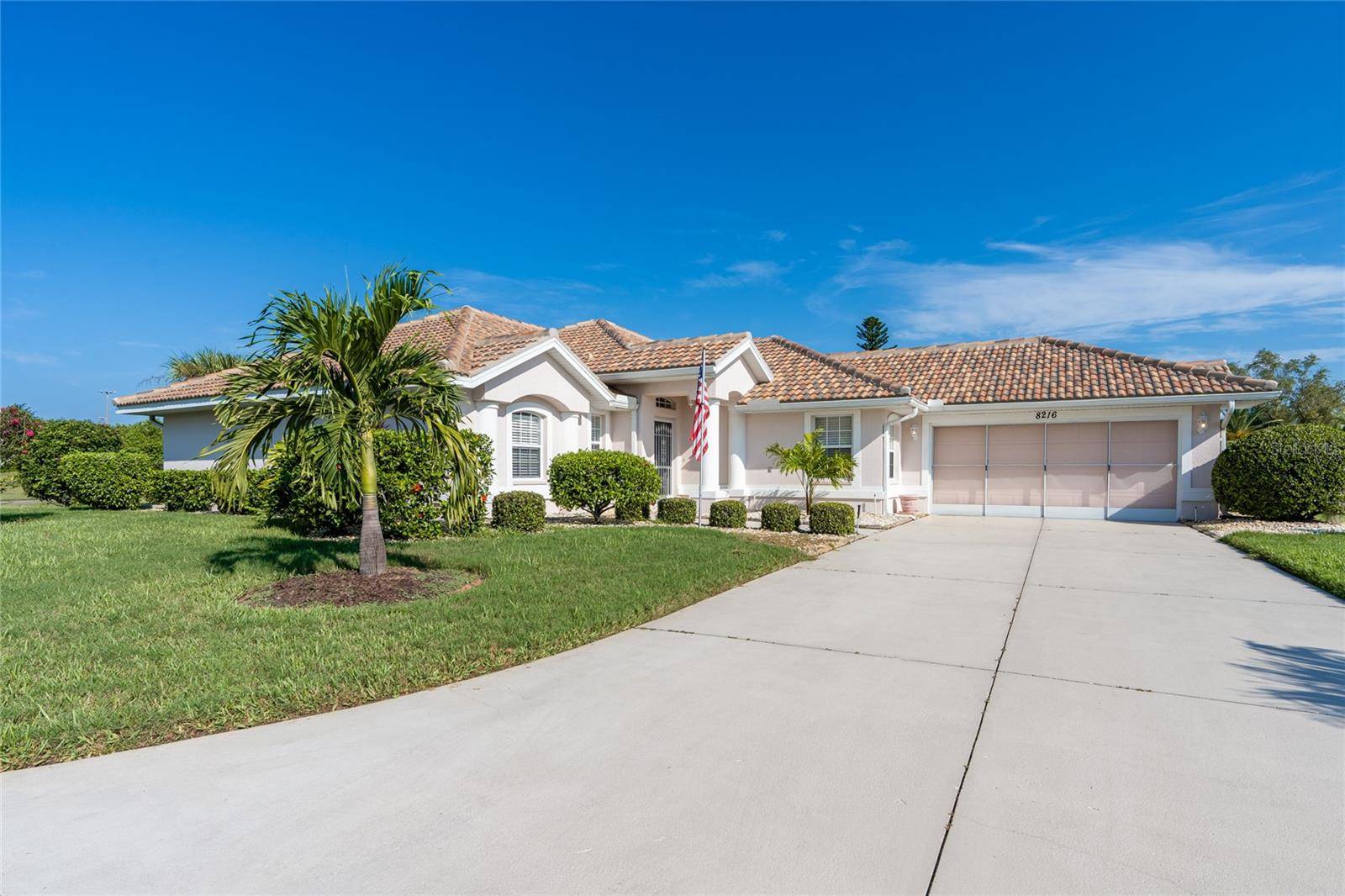 8216 PARKSIDE DR, Englewood, FL 34224