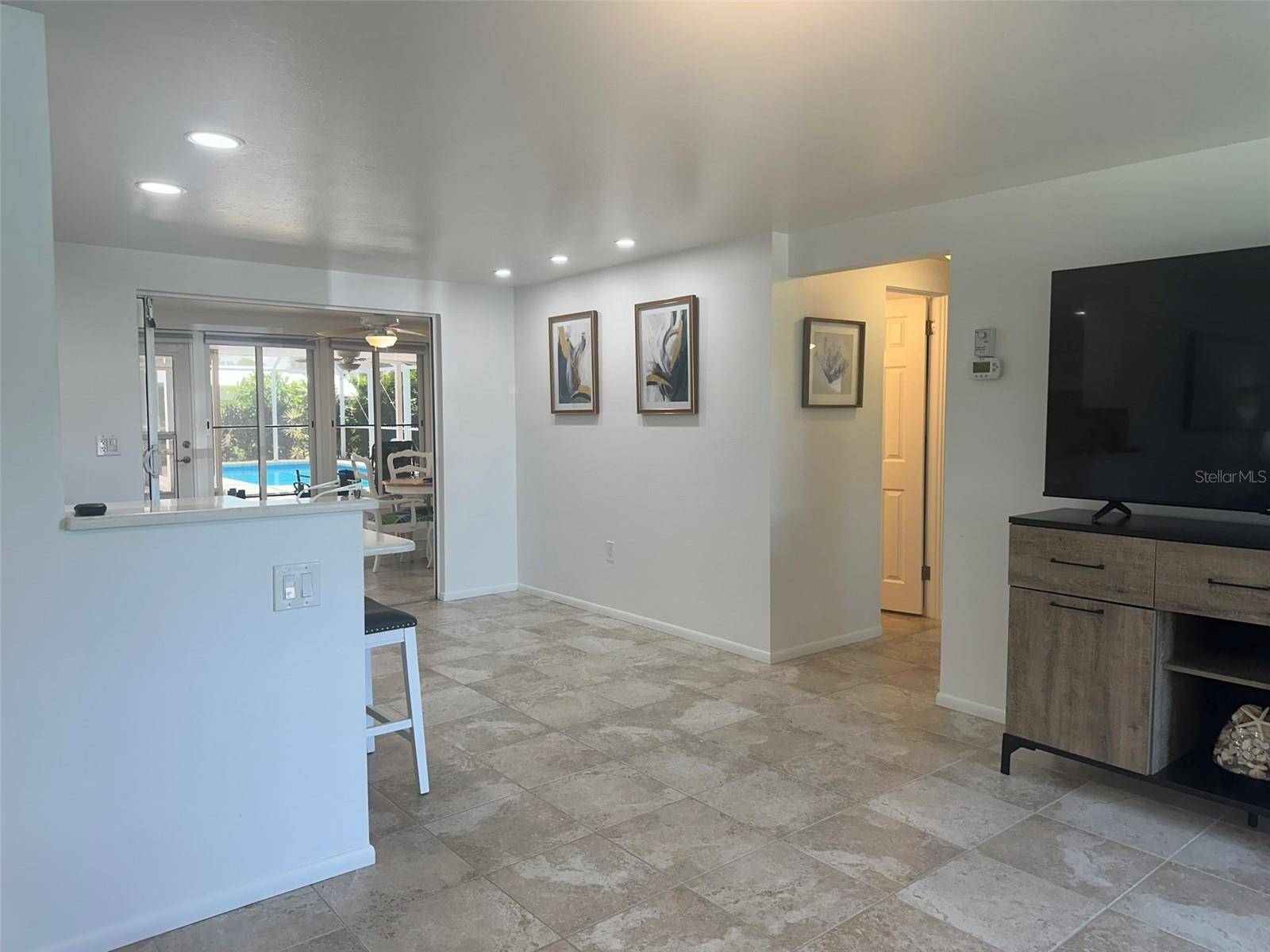 1575 LORALIN DR, Englewood, FL 34223