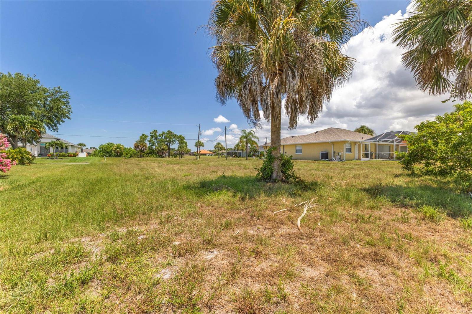 74 LONG MEADOW CT, Rotonda West, FL 33947