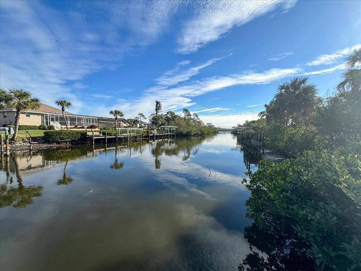 10081 CREEKSIDE DR, Placida, FL 33946