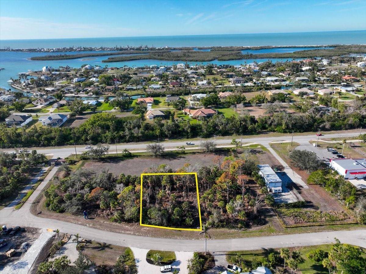 10081 CREEKSIDE DR, Placida, FL 33946