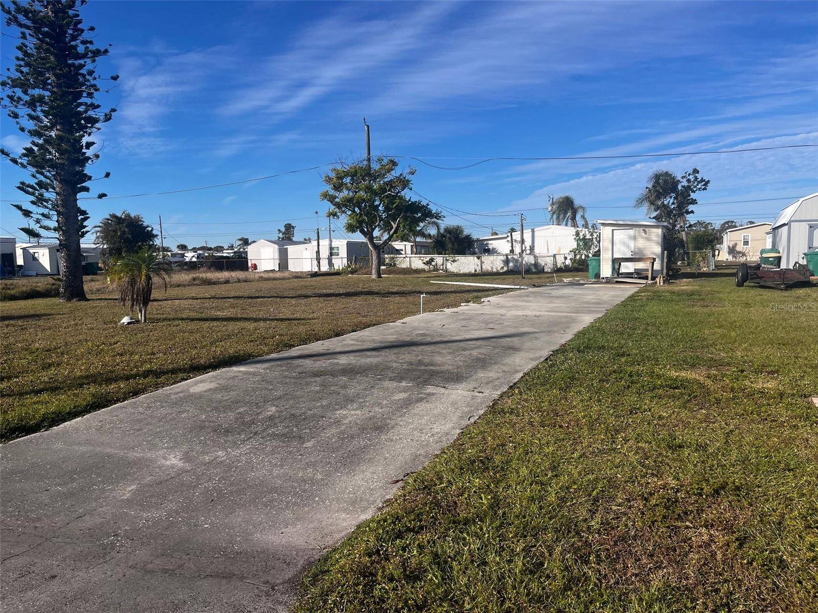 1348 FLAMINGO DR, Englewood, FL 34224