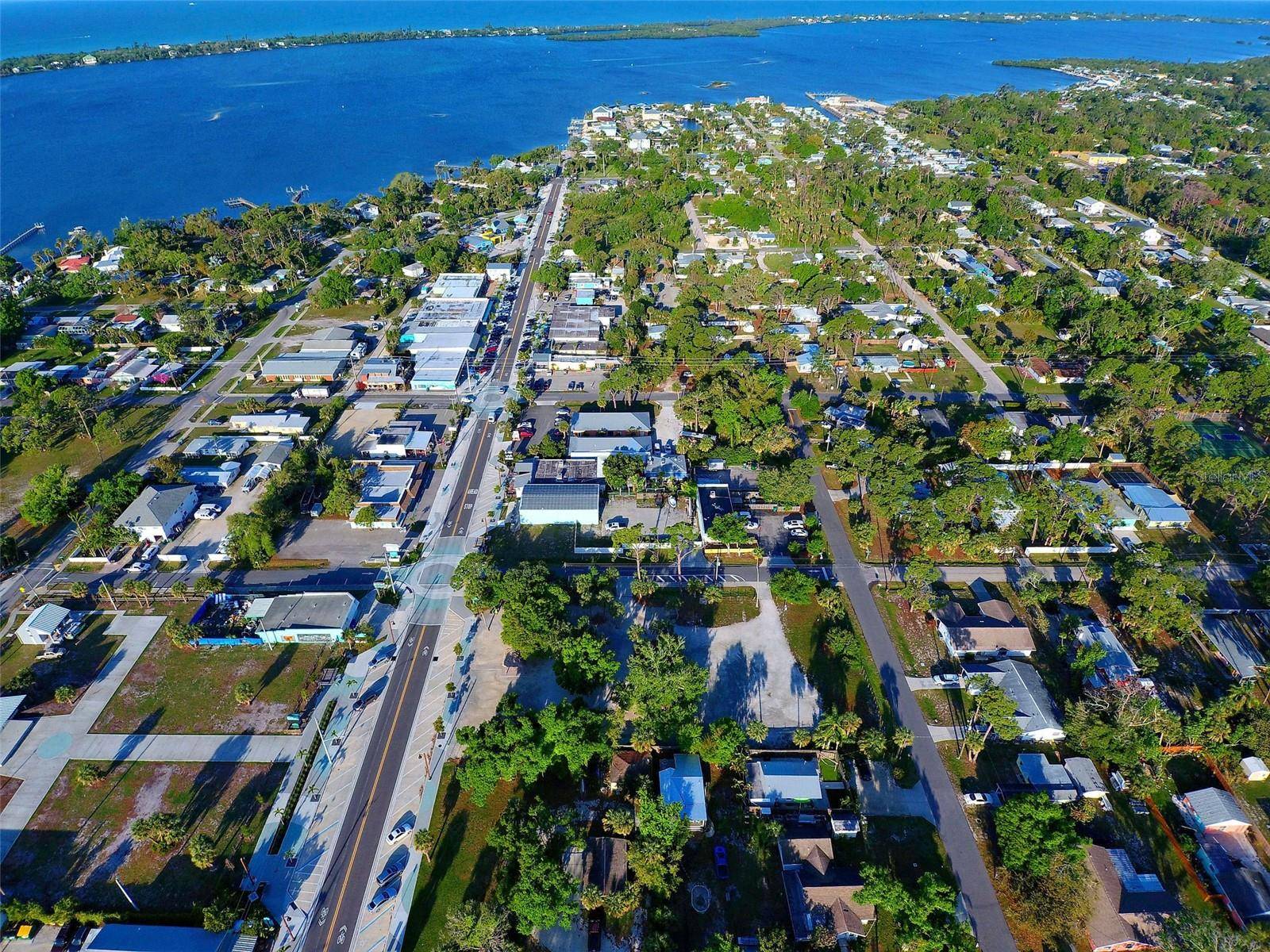348 W DEARBORN ST, Englewood, FL 34223