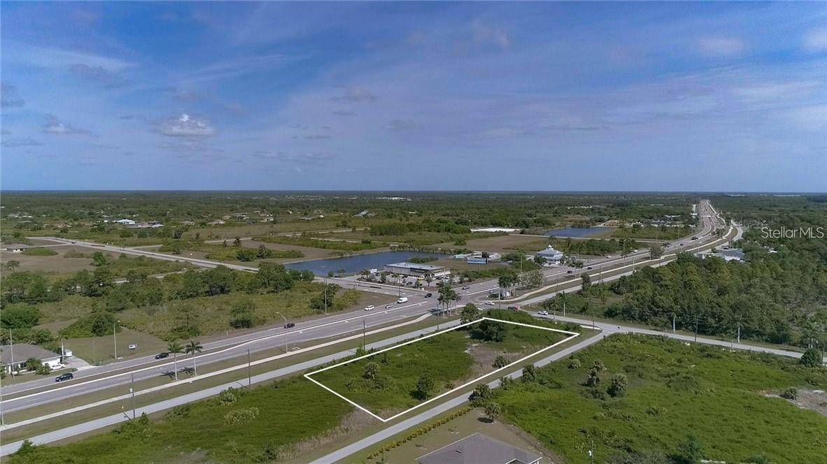 8420 WILTSHIRE DR, Port Charlotte, FL 33981