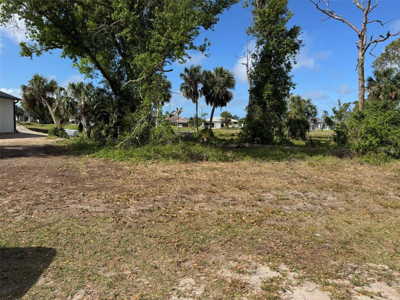 50 PINE VALLEY LN, Rotonda West, FL 33947